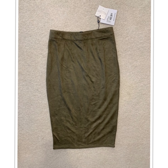 Missguided Faux Suede olive / khaki midi skirt - Picture 2 of 7